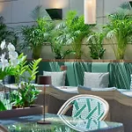 Golden Hotell