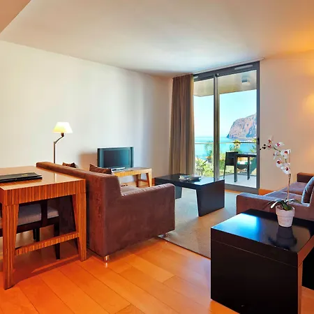 Golden Hotel 4*