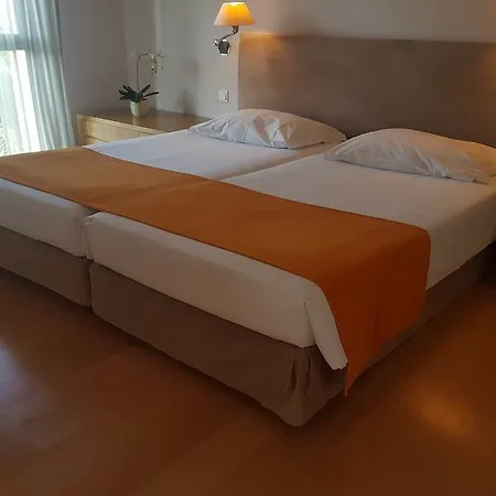 金色公馆酒店 4* 丰沙尔